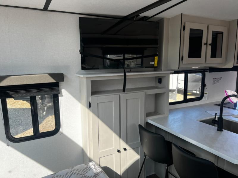 new Travel Trailers Coachmen Spirit for sale, in North Willis, TX Thumbnail 6
