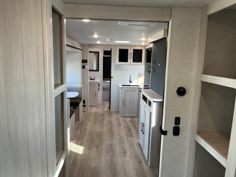 new Travel Trailers Forest River Surveyor for sale, in North Willis, TX Thumbnail 22