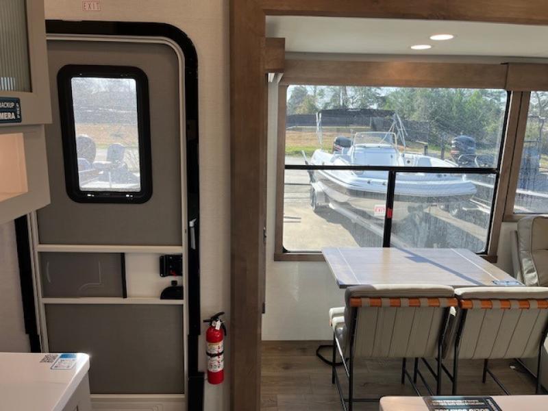 new Fifth Wheel Trailers Alliance RV Paradigm for sale, in North Willis, TX Thumbnail 10