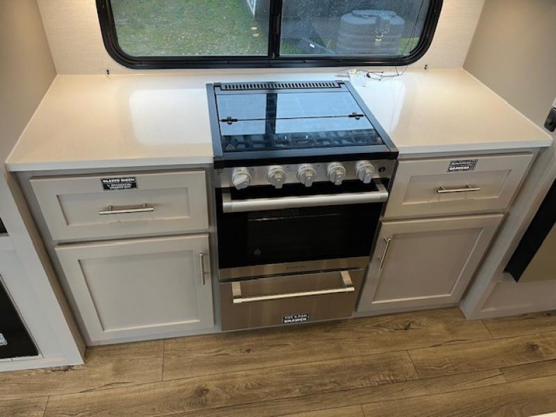 new Fifth Wheel Trailers Alliance RV Avenue All-Access for sale, in North Willis, TX Thumbnail 22