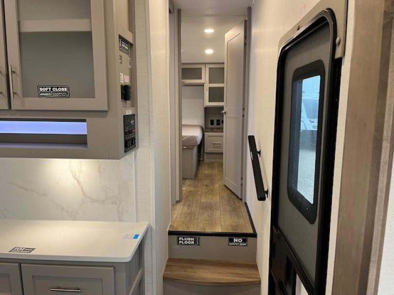new Fifth Wheel Trailers Alliance RV Avenue All-Access for sale, in North Willis, TX Thumbnail 26