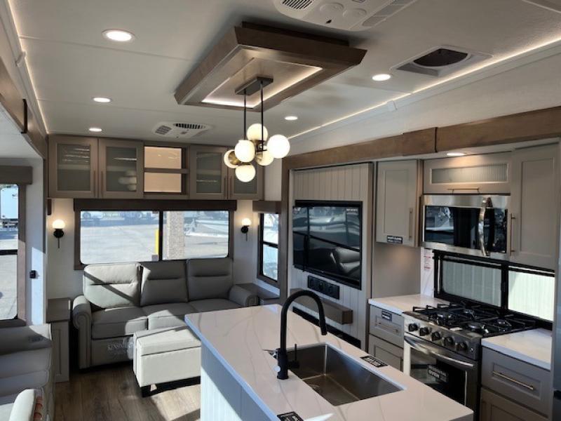 new Fifth Wheel Trailers Alliance RV Paradigm for sale, in North Willis, TX Thumbnail 7