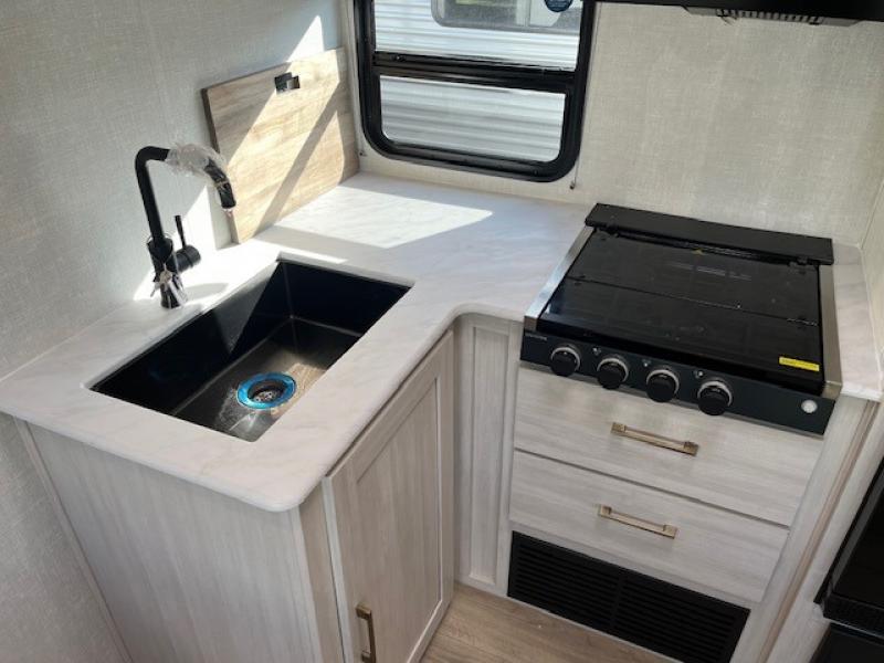 new Travel Trailers Forest River Surveyor for sale, in North Willis, TX Thumbnail 31