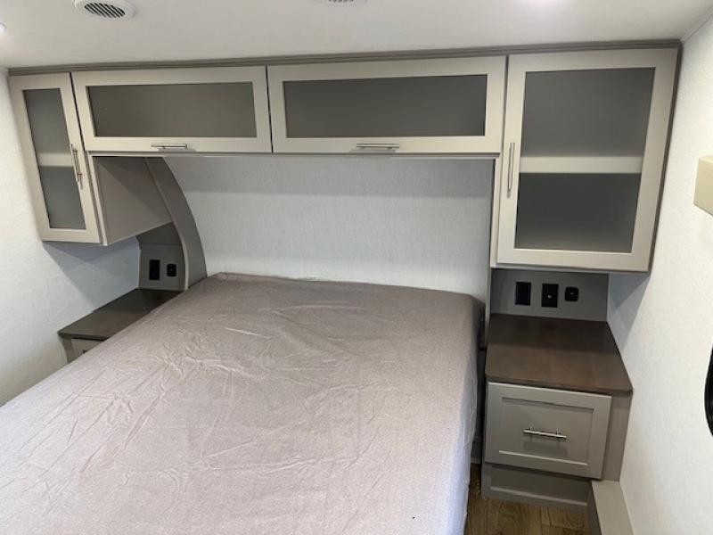 new Fifth Wheel Trailers Alliance RV Avenue All-Access for sale, in North Willis, TX Thumbnail 31
