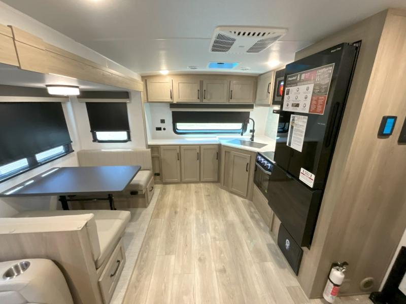 new Travel Trailers Forest River Flagstaff for sale, in North Willis, TX Thumbnail 5
