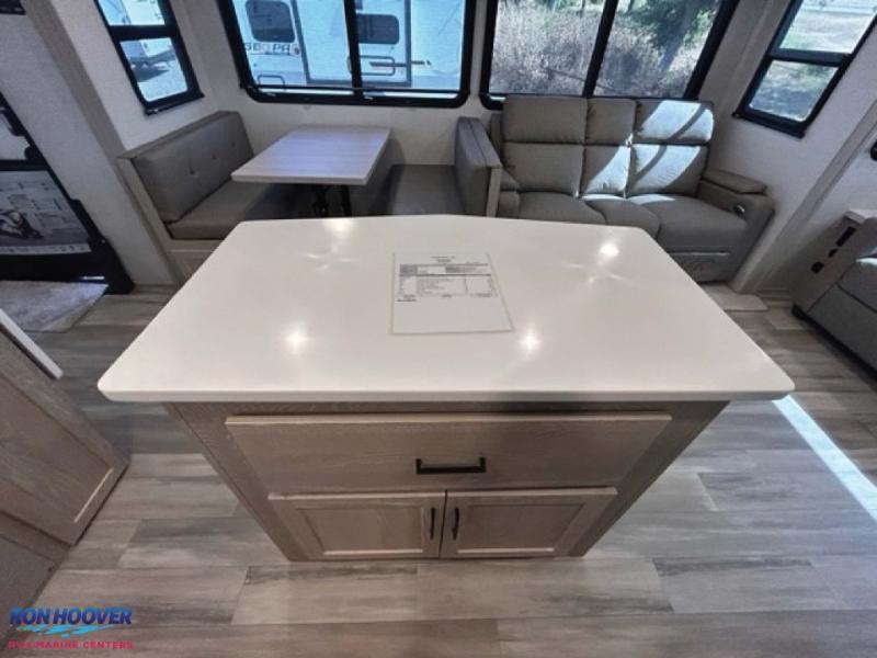 new Travel Trailers Forest River Rockwood Ultra Lite for sale, in Georgetown, TX Thumbnail 15