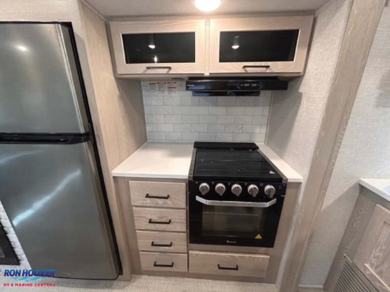 new Travel Trailers Forest River Rockwood Ultra Lite for sale, in Georgetown, TX Thumbnail 16
