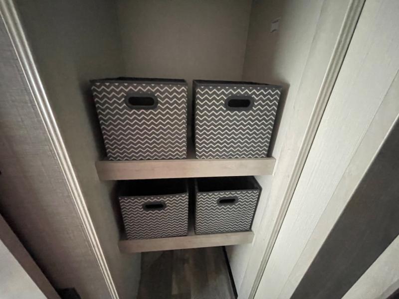 new Fifth Wheel Trailers Alliance RV Cardinal Red for sale, in Georgetown, TX Thumbnail 34