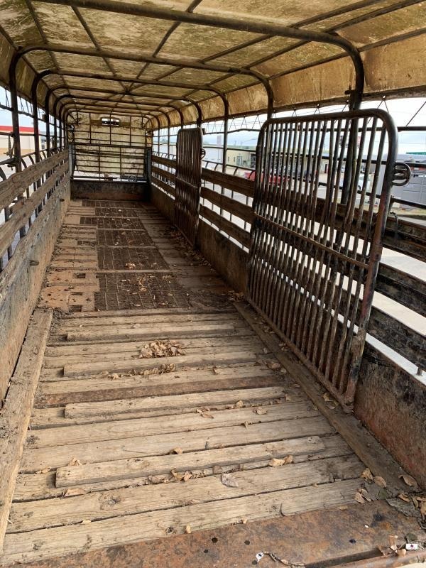 1995 Gooseneck A6A1 Livestock Trailer 1995 Gooseneck A6A1 Livestock Trailer