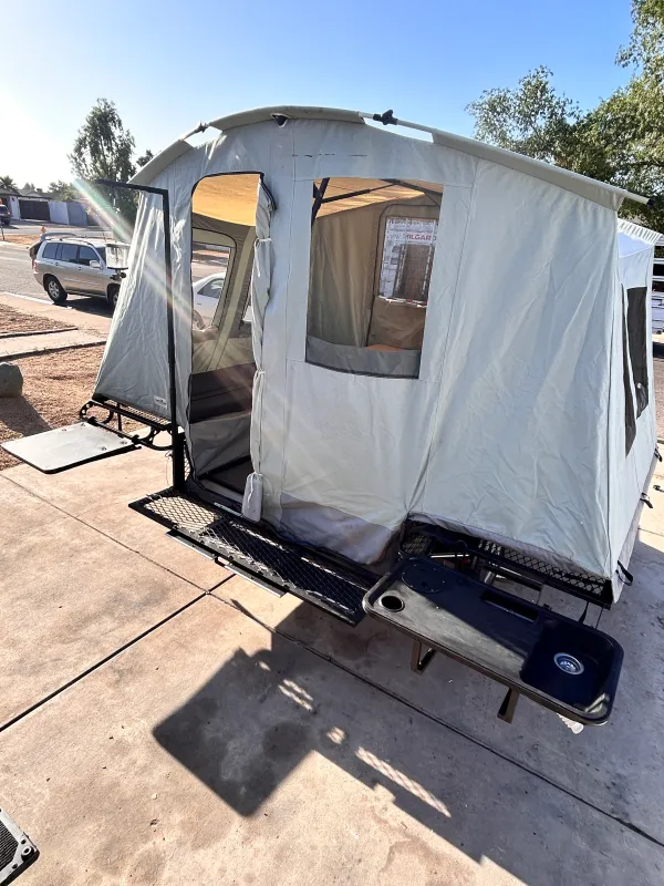 Jumping jack tent trailer