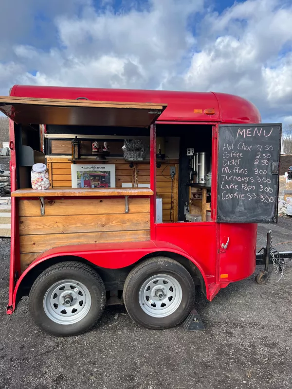 1970 Renovated Vending / Concession Trailer