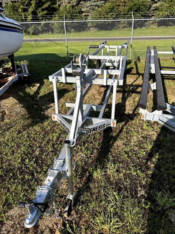 2024 Genesis 20 FOOT CENTER LIFT PONTOON TRAILER