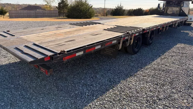 used Equipment / Flatbed Trailers Diamond C Trailers  for sale, in Van Alstyne, TX Thumbnail 3