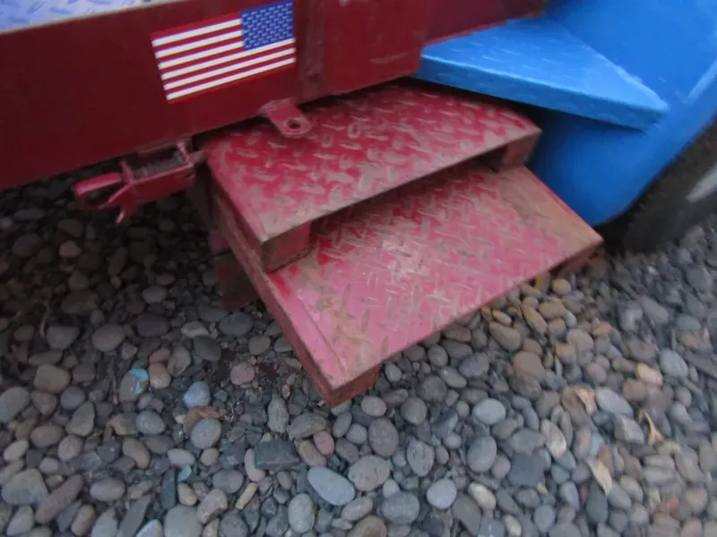 used Car Haulers / Racing Trailers Sun Country  for sale, in Eagle Point, OR Thumbnail 8