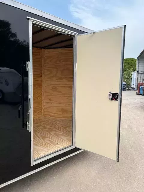 new Cargo (Enclosed) Trailers Diamond Cargo  for sale, in Saint Petersburg, FL Thumbnail 9