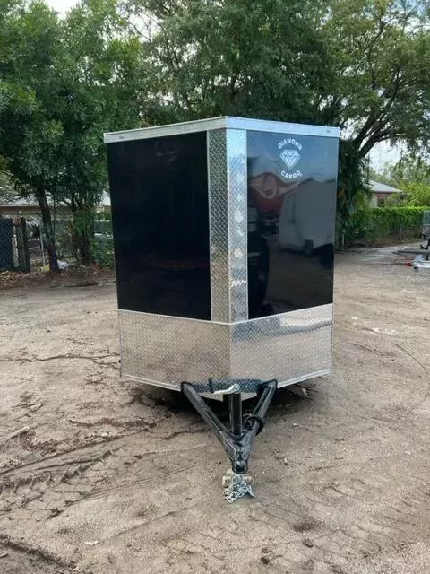 new Cargo (Enclosed) Trailers Diamond Cargo  for sale, in Saint Petersburg, FL Thumbnail 2