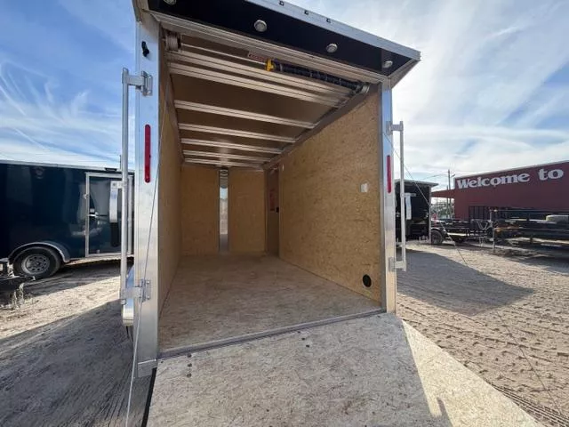 new Cargo (Enclosed) Trailers E-Z Hauler  for sale, in Saint Petersburg, FL Thumbnail 9