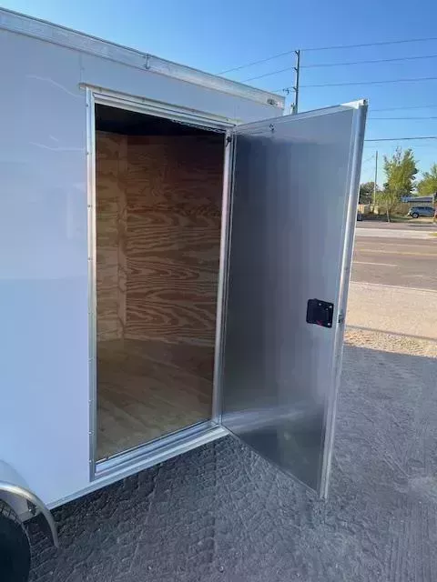 new Cargo (Enclosed) Trailers Quality Cargo  for sale, in Saint Petersburg, FL Thumbnail 5