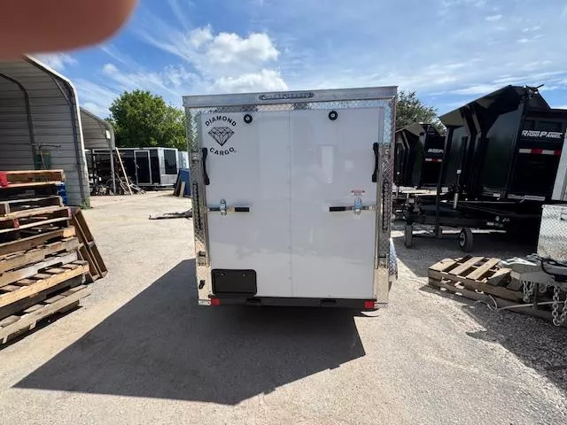 new Cargo (Enclosed) Trailers Diamond Cargo  for sale, in Saint Petersburg, FL Thumbnail 9