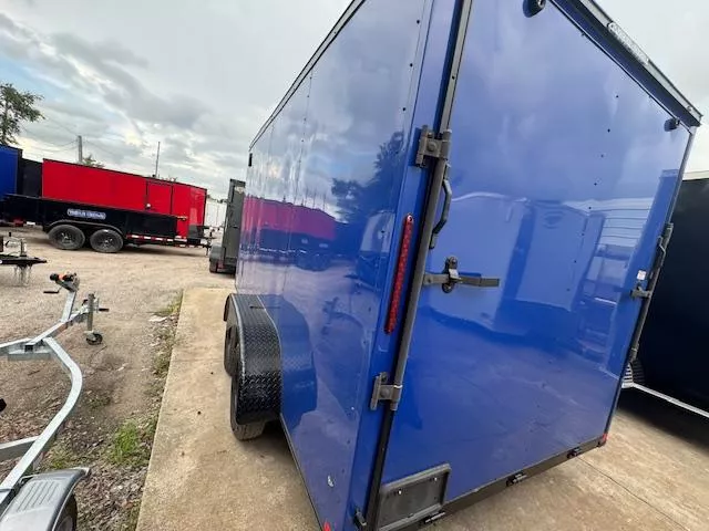 new Cargo (Enclosed) Trailers Diamond Cargo  for sale, in Saint Petersburg, FL Thumbnail 4