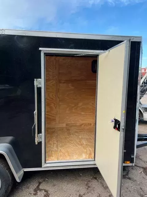 new Cargo (Enclosed) Trailers Diamond Cargo  for sale, in Saint Petersburg, FL Thumbnail 9