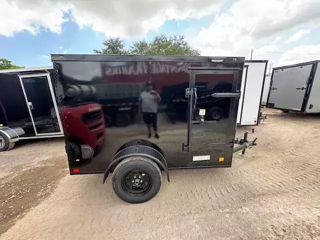 new Cargo (Enclosed) Trailers Diamond Cargo  for sale, in Saint Petersburg, FL Thumbnail 4