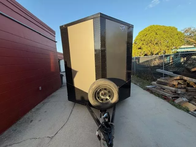 new Cargo (Enclosed) Trailers Diamond Cargo  for sale, in Saint Petersburg, FL Thumbnail 2