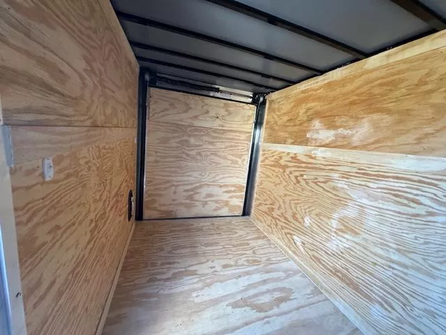 new Cargo (Enclosed) Trailers Diamond Cargo  for sale, in Saint Petersburg, FL Thumbnail 6