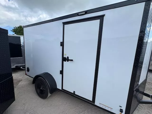 new Cargo (Enclosed) Trailers Diamond Cargo  for sale, in Saint Petersburg, FL Thumbnail 4