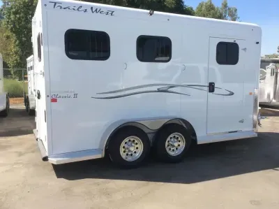 2027 Trails West Manufacturing CLASSIC II Horse Trailer (WB)