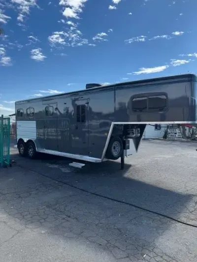 2027 Trails West Manufacturing Weekender Horse Trailer
