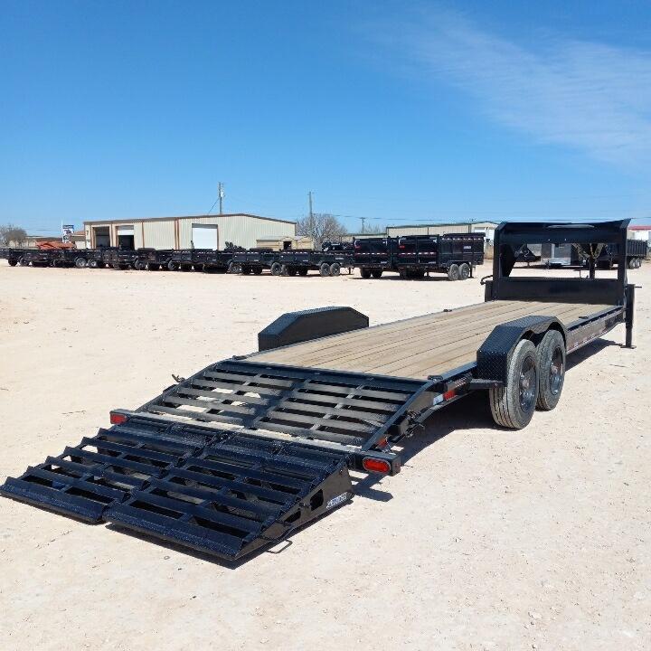 2022 Diamond C 26' 18K Gooseneck Trailer w/ Max Ramps 2022 Diamond C 26' 18K Gooseneck Trailer w/ Max Ramps