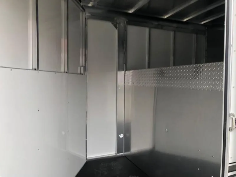 new Horse Trailers Sundowner Trailers  for sale, in Roca, NE Thumbnail 8