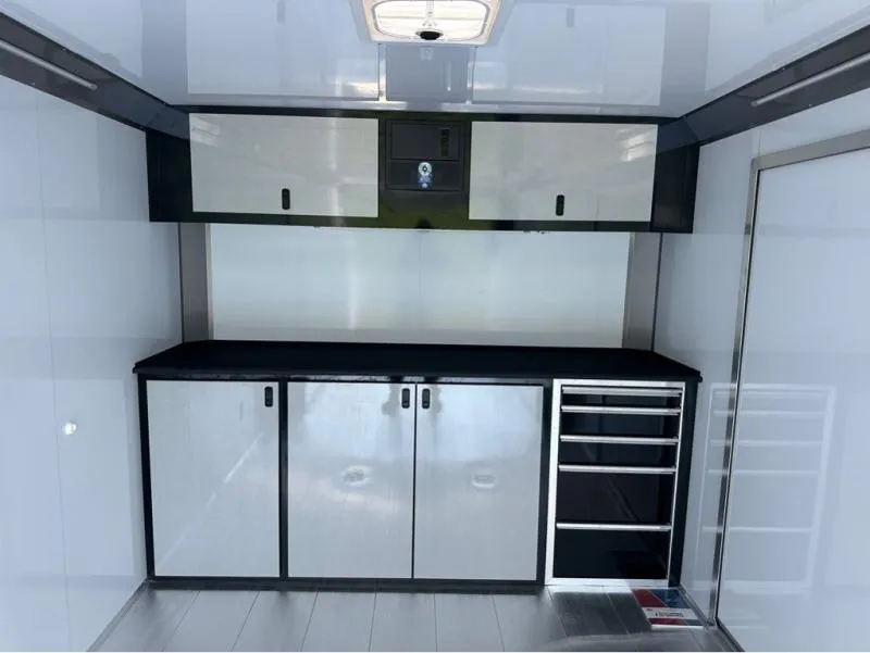 used Other Trailers Featherlite  for sale, in Roca, NE Thumbnail 10