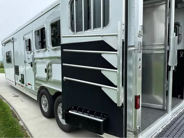 new Horse Trailers Featherlite  for sale, in Roca, NE Thumbnail 6