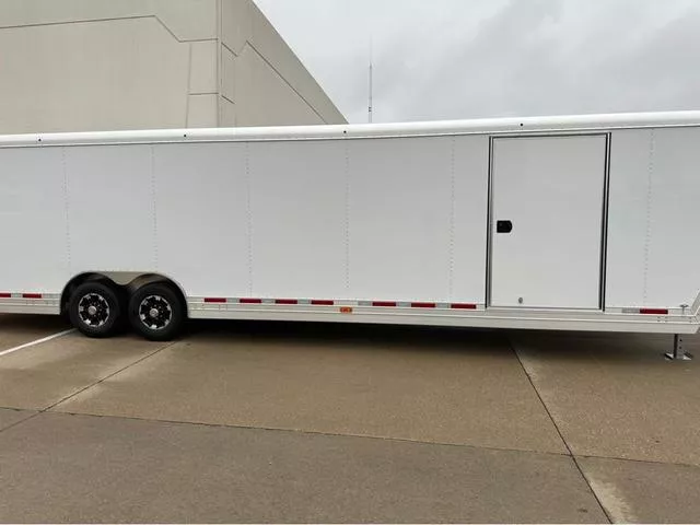 new Horse Trailers Featherlite  for sale, in Roca, NE Thumbnail 5