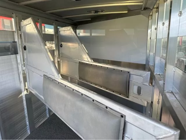 new Horse Trailers Featherlite  for sale, in Roca, NE Thumbnail 11