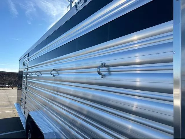 new Equipment / Flatbed Trailers Featherlite  for sale, in Roca, NE Thumbnail 21