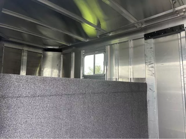 used Horse Trailers Featherlite  for sale, in Roca, NE Thumbnail 7