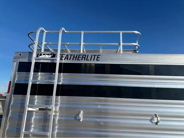 new Horse Trailers Featherlite  for sale, in Roca, NE Thumbnail 14