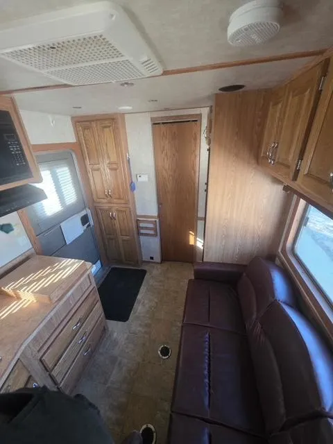 used Horse Trailers Featherlite  for sale, in Roca, NE Thumbnail 8