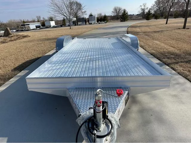 new Car Haulers / Racing Trailers Featherlite  for sale, in Roca, NE Thumbnail 2