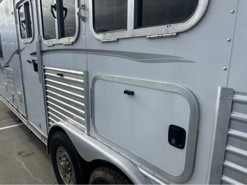 used Horse Trailers Featherlite  for sale, in Roca, NE Thumbnail 6