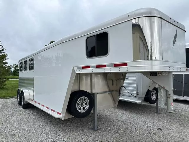 new Horse Trailers Featherlite  for sale, in Roca, NE Thumbnail 2
