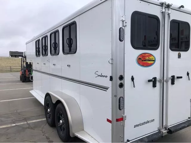 new Horse Trailers Sundowner Trailers  for sale, in Roca, NE Thumbnail 3