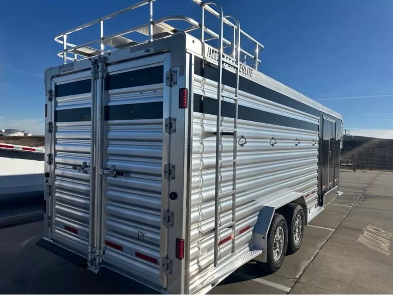 new Horse Trailers Featherlite  for sale, in Roca, NE Thumbnail 4
