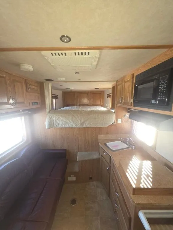 used Horse Trailers Featherlite  for sale, in Roca, NE Thumbnail 10