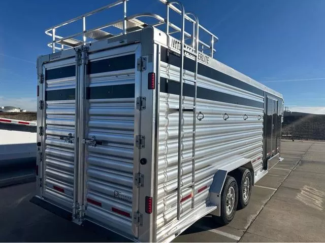 new Horse Trailers Featherlite  for sale, in Roca, NE Thumbnail 4