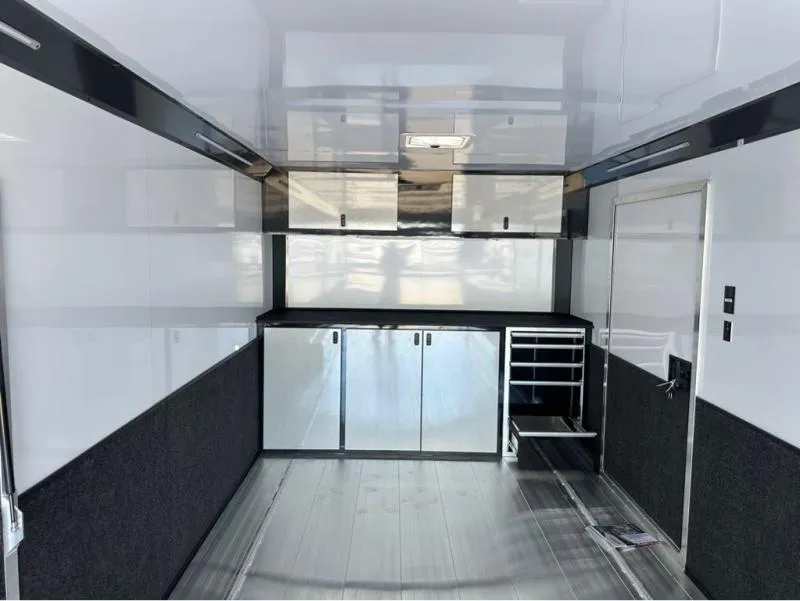 new Stock / Stock Combo Trailers Featherlite  for sale, in Roca, NE Thumbnail 7