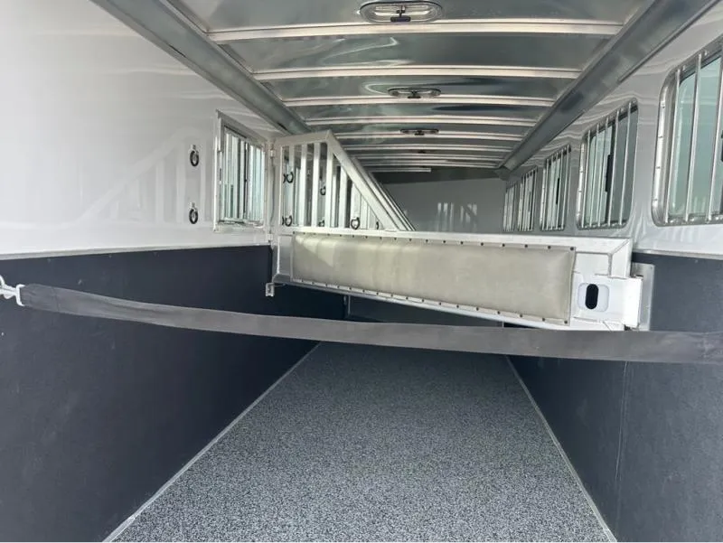 new Horse Trailers Featherlite  for sale, in Roca, NE Thumbnail 17